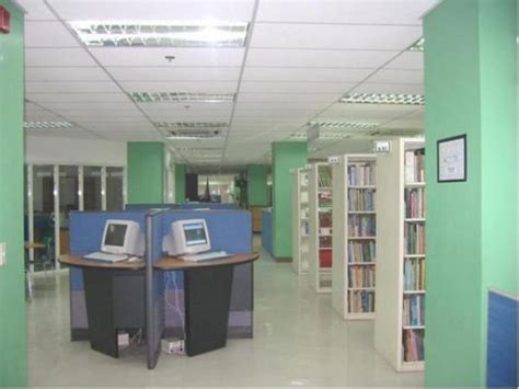 Caloocan City Public Library .